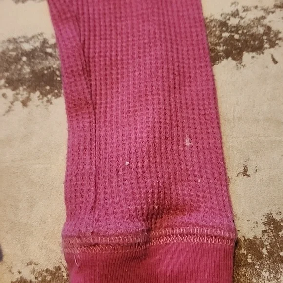 Y2K Pink VS Snow Cat Henley Top. Size: XS - Picture 4 of 8